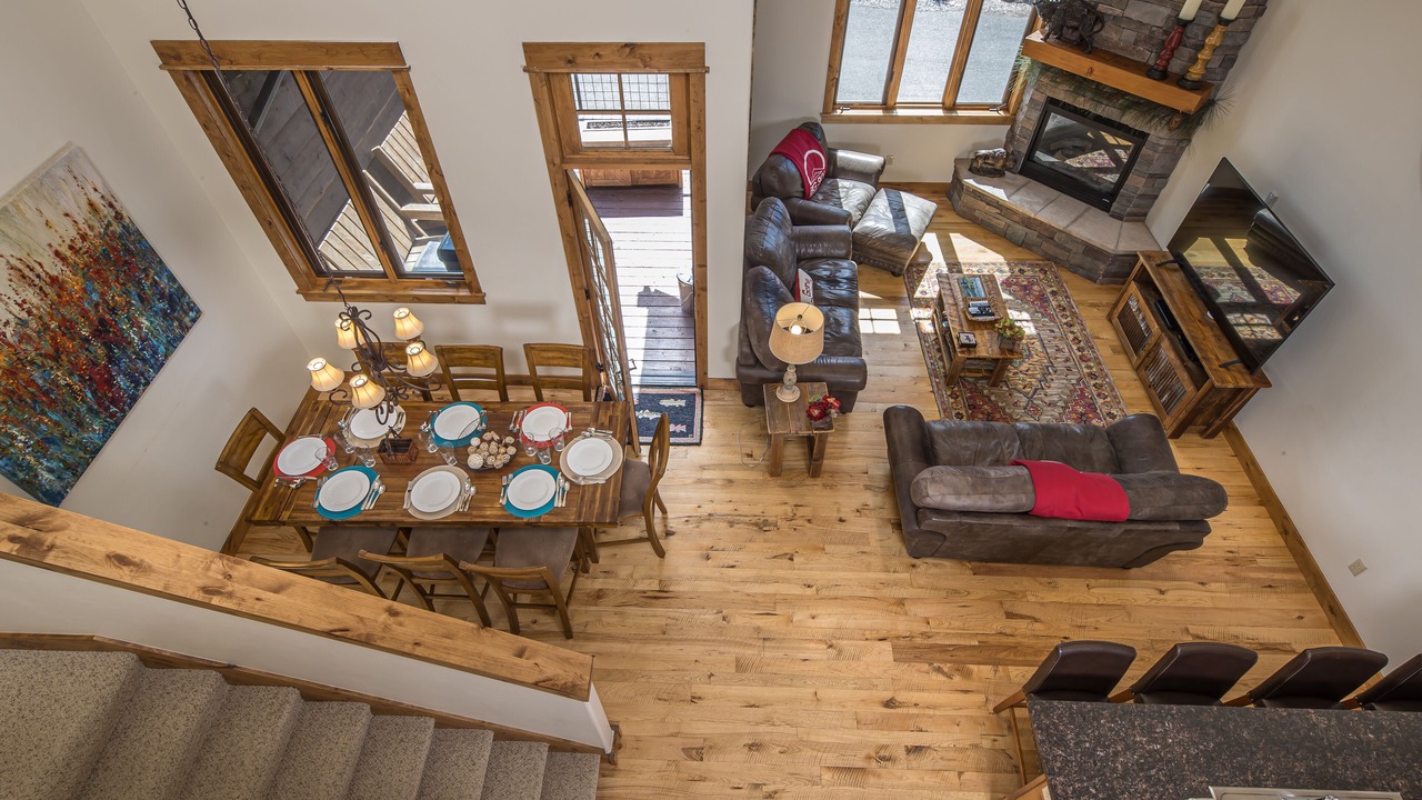 Photo of Livingroom in Big Sky