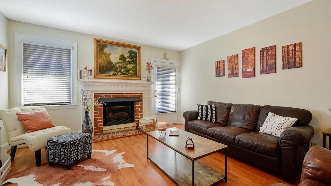 Photo of Livingroom in Apex