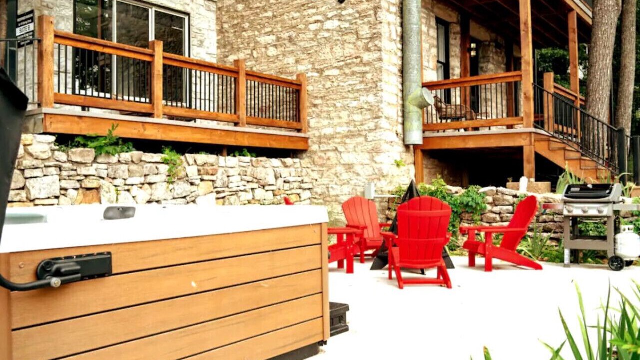 Photo of Patio Balcony in Eureka Springs Historic District