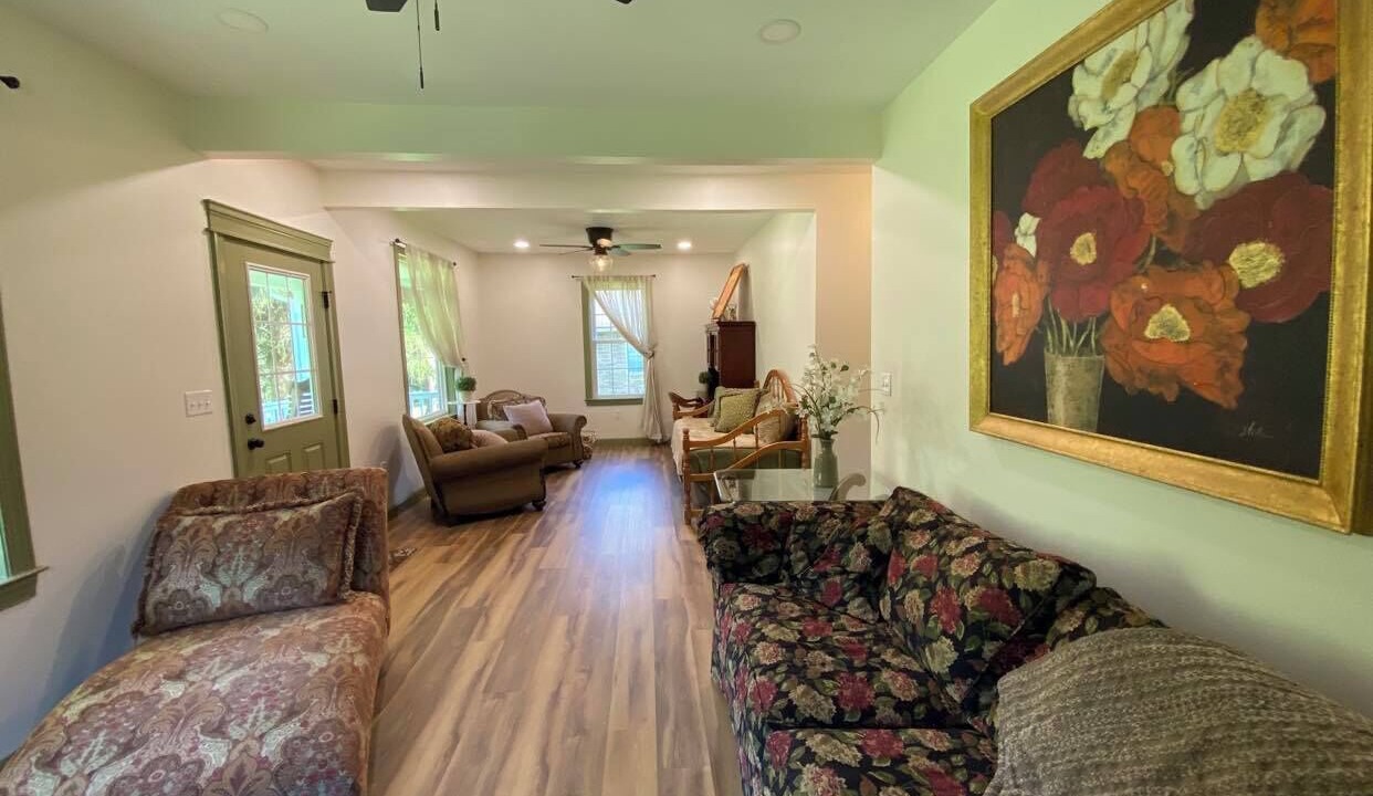 Photo of Livingroom in Brockton