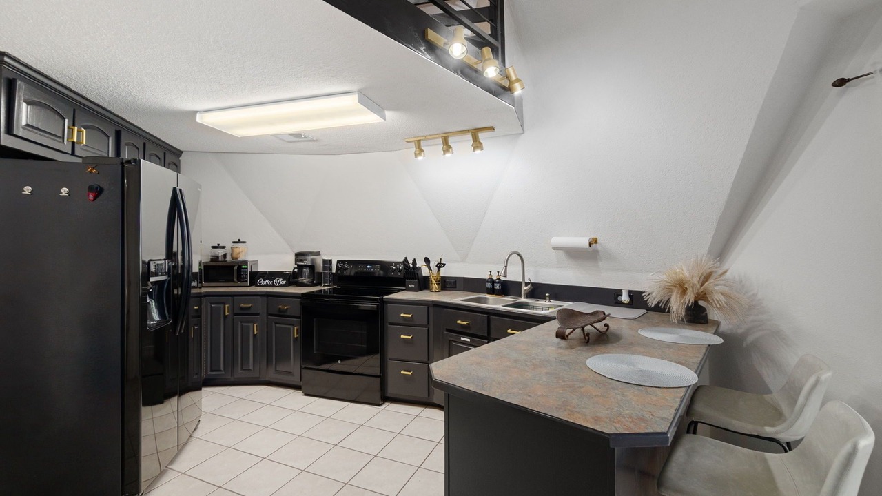 Photo of Kitchen in Stone County