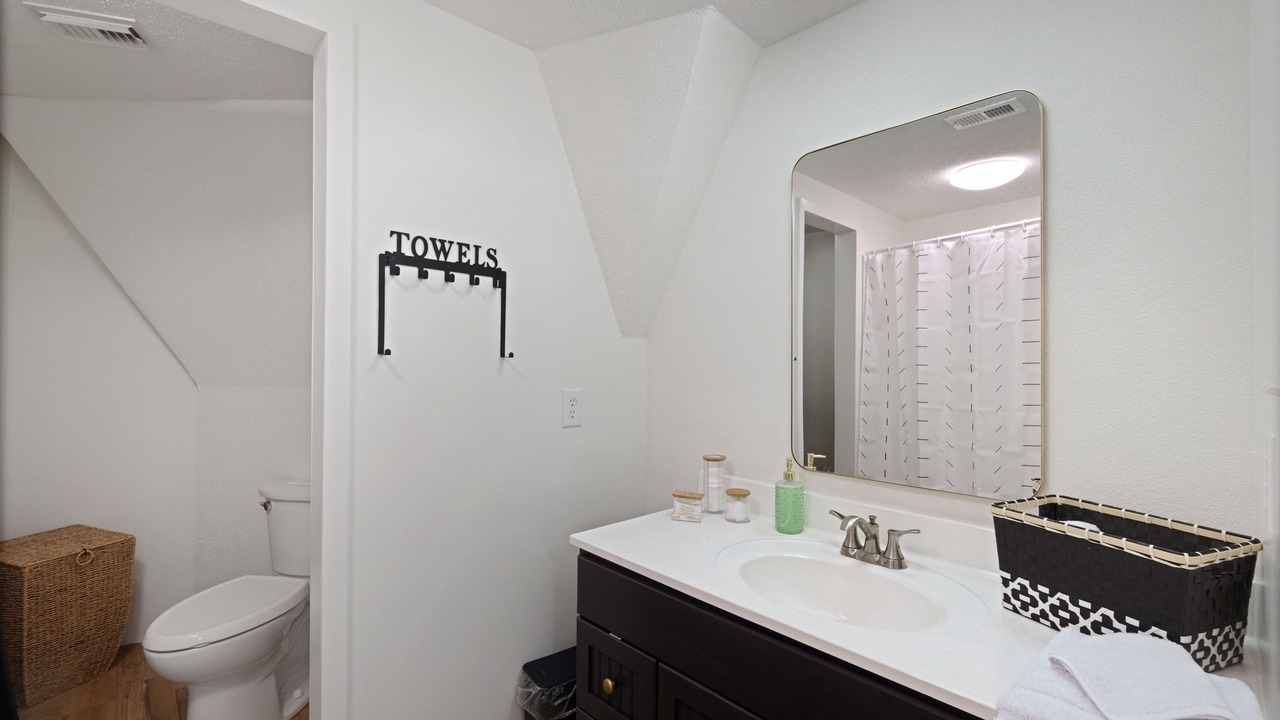 Photo of Bathroom in Stone County
