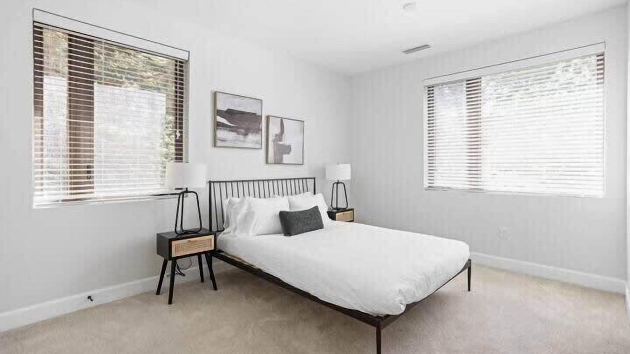 Photo of Bedroom in Meridian-Kessler