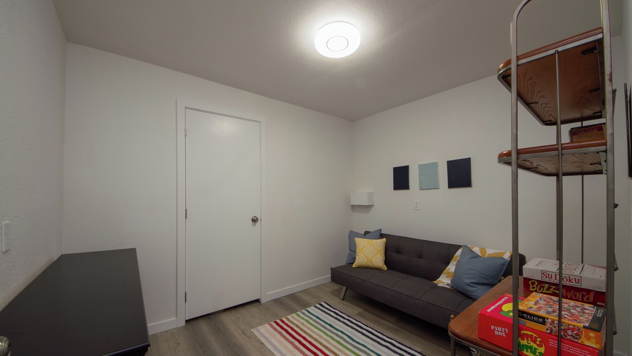 Photo of Livingroom in Newport