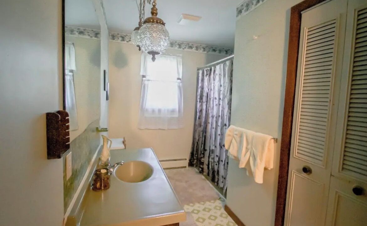 Photo of Bathroom in Stouchsburg