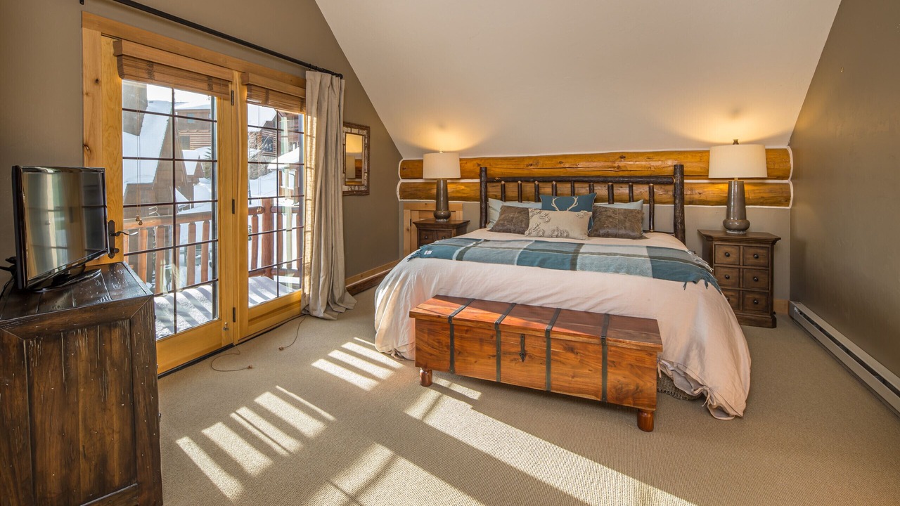 Photo of Bedroom in Powder Ridge