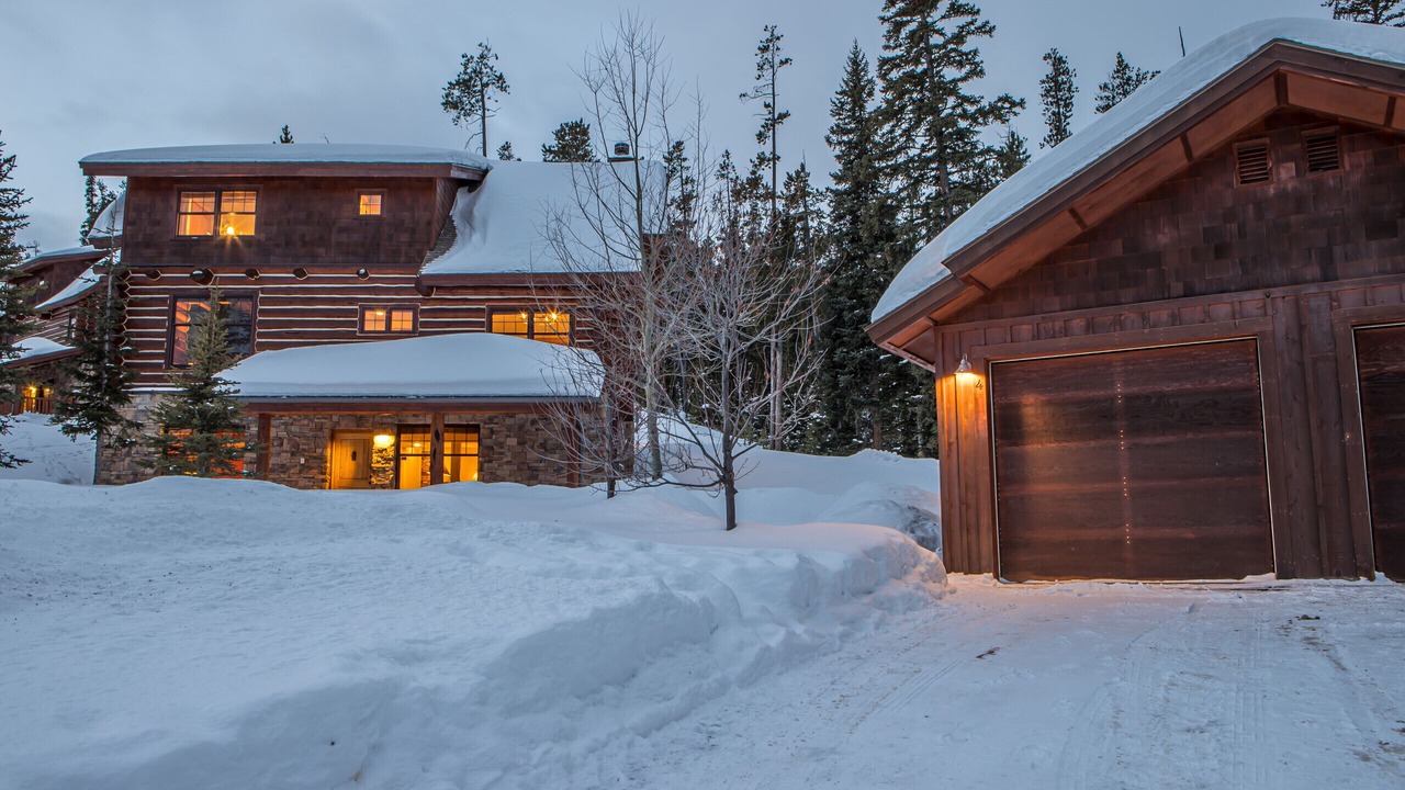 Photo of Outdoor in Powder Ridge