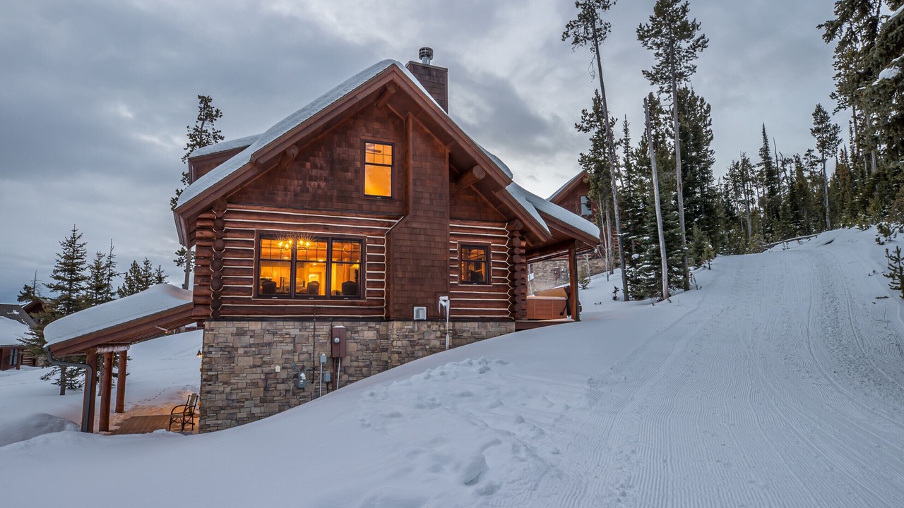 Photo of Outdoor in Powder Ridge