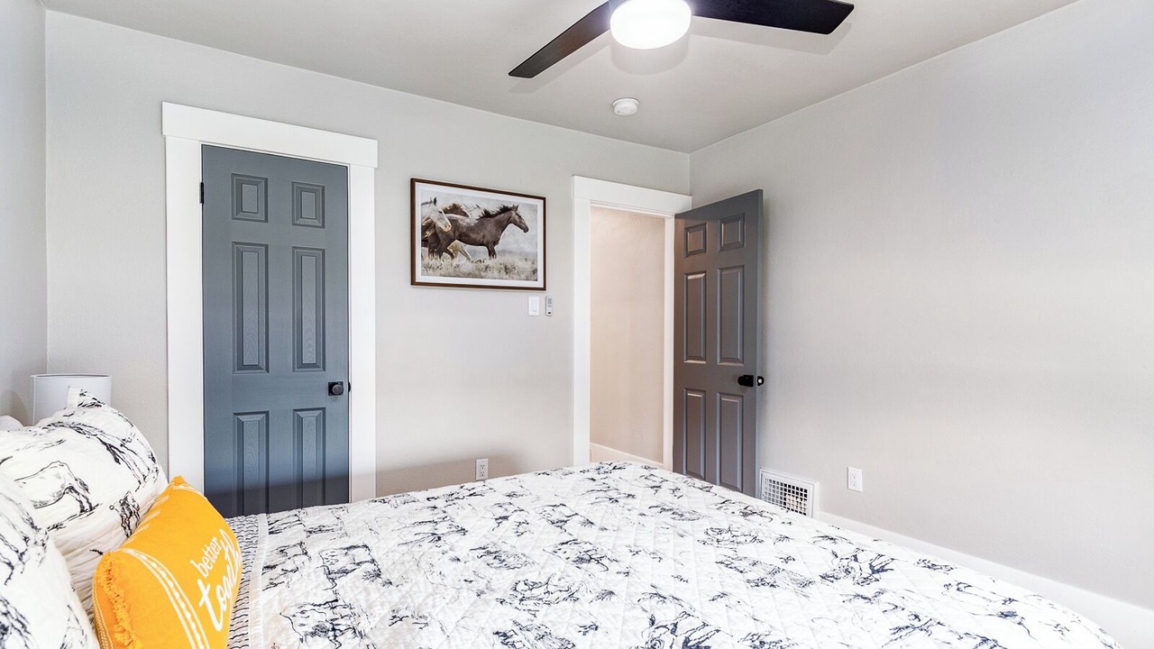 Photo of Bedroom in Cheyenne