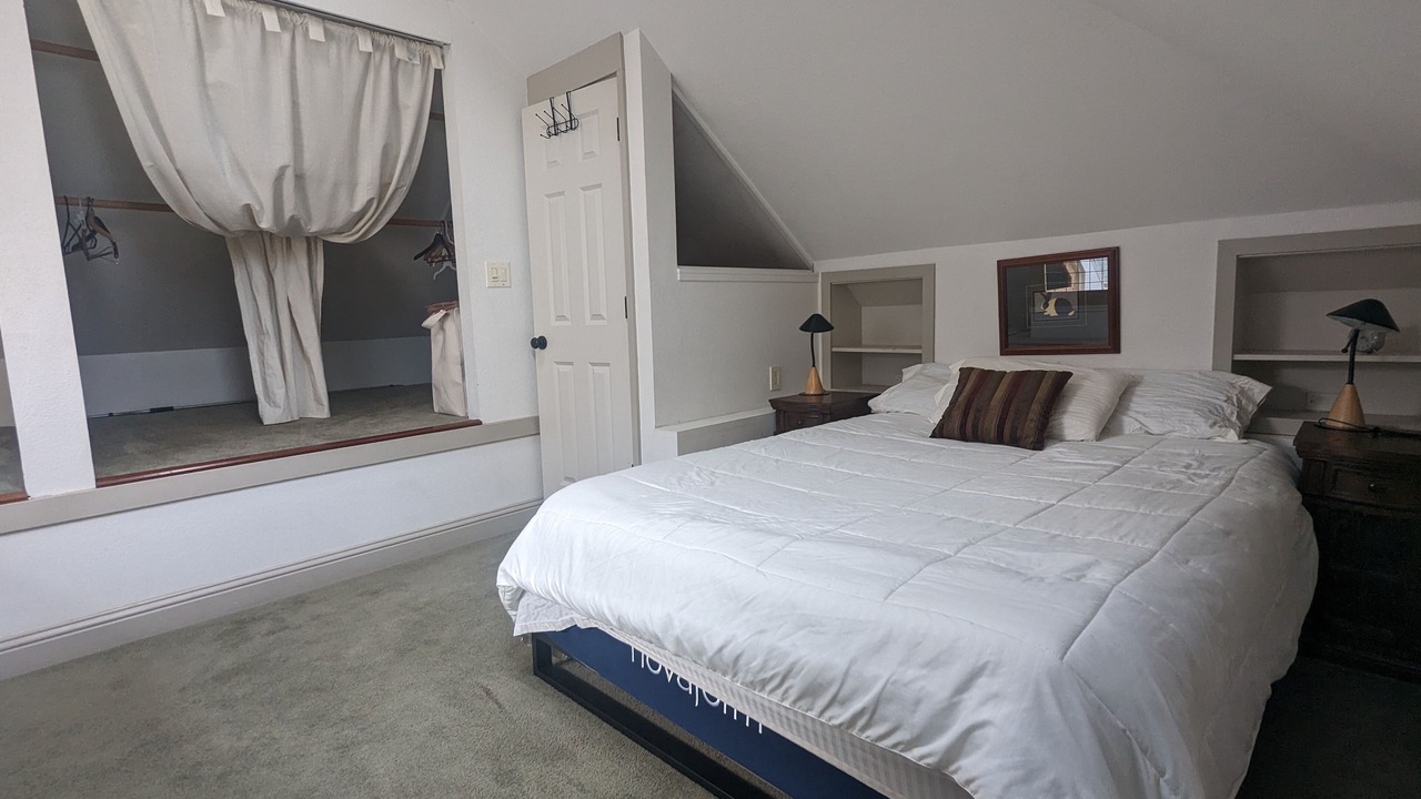 Photo of Bedroom in Columbia