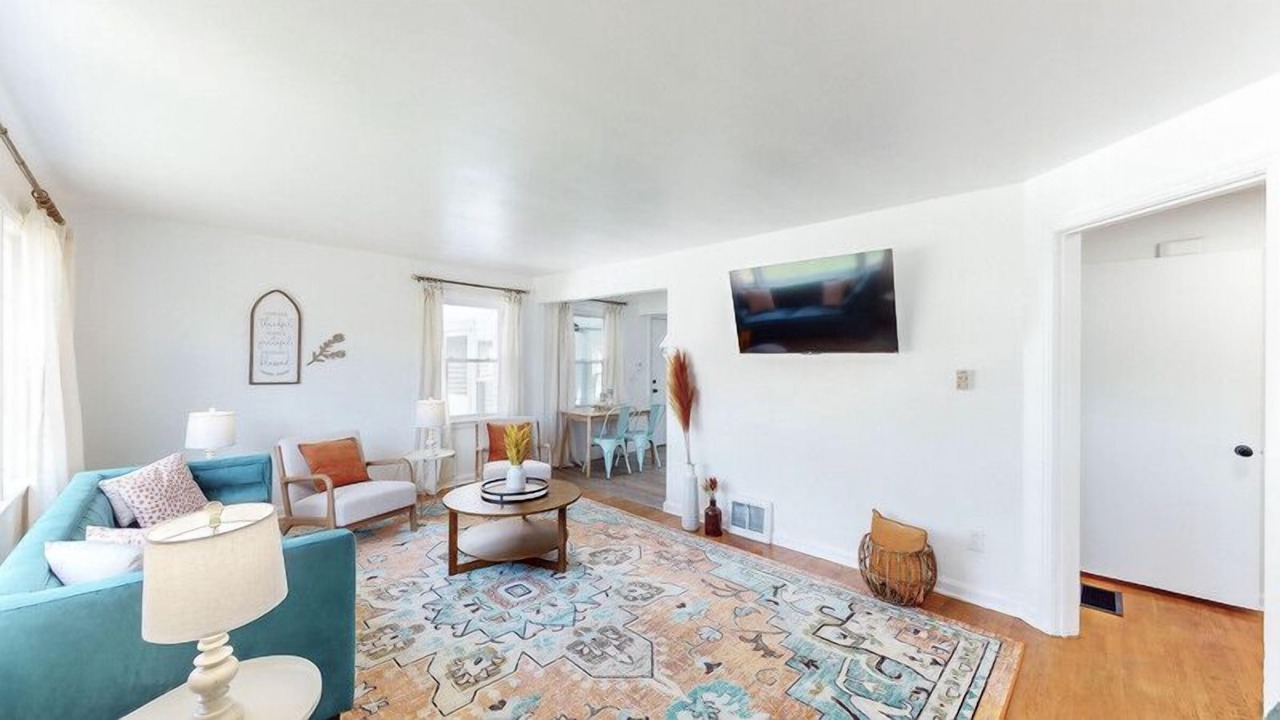 Photo of Livingroom in Canton