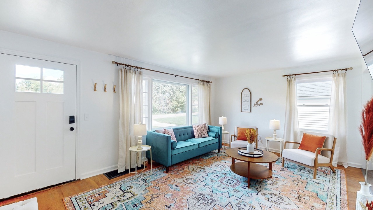 Photo of Livingroom in Canton