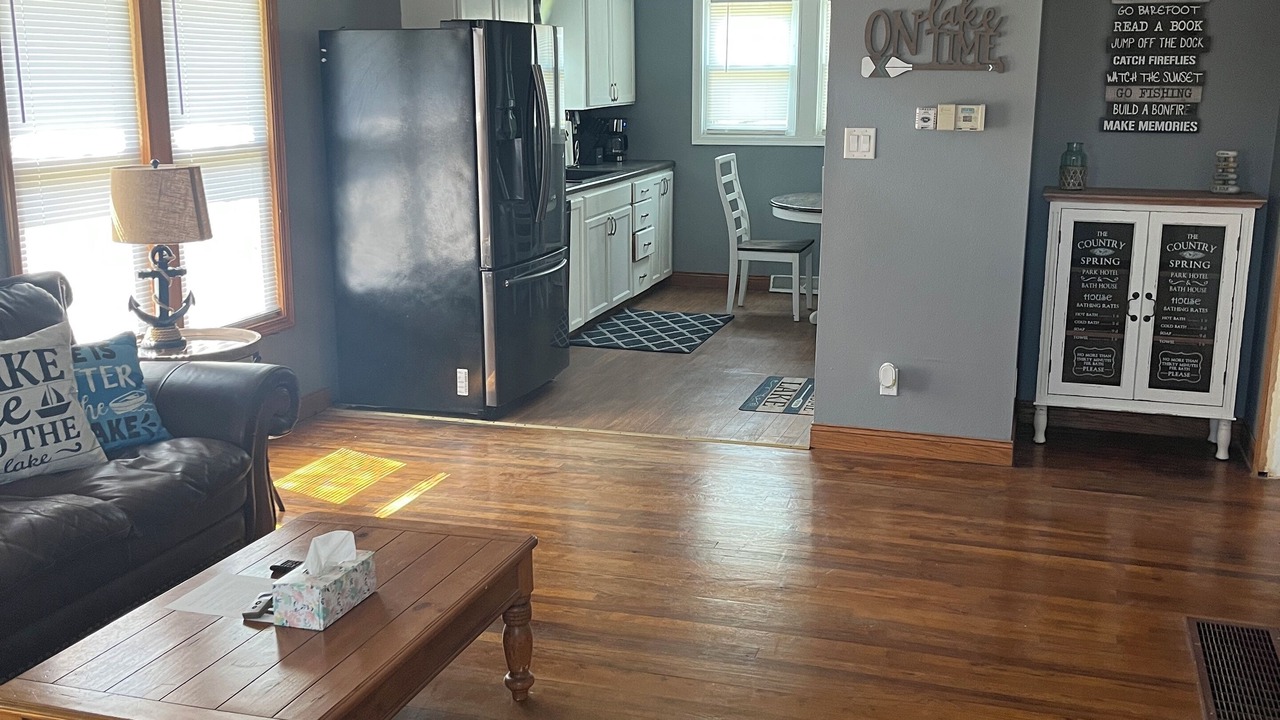 Photo of Livingroom in Rathbun