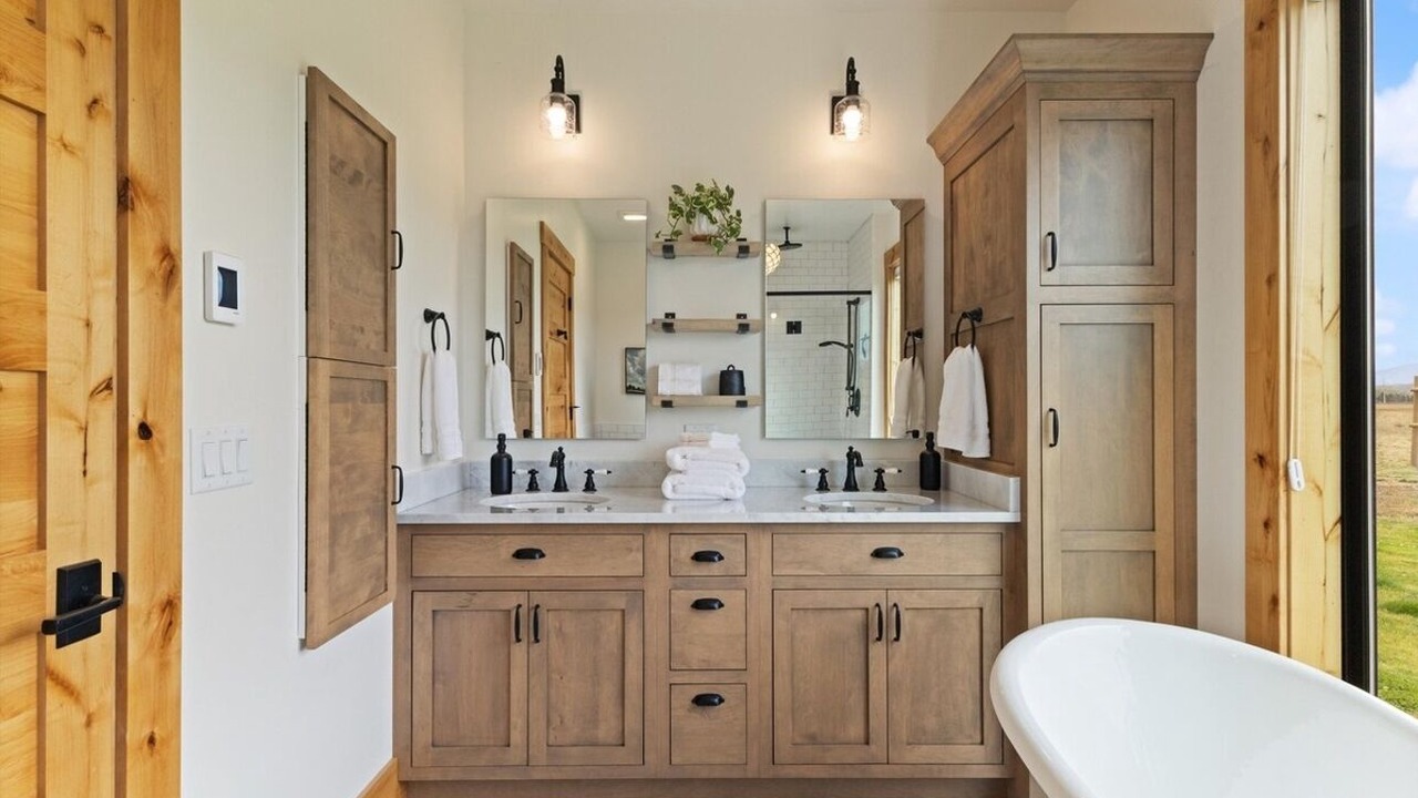 Photo of Bathroom in Livingston