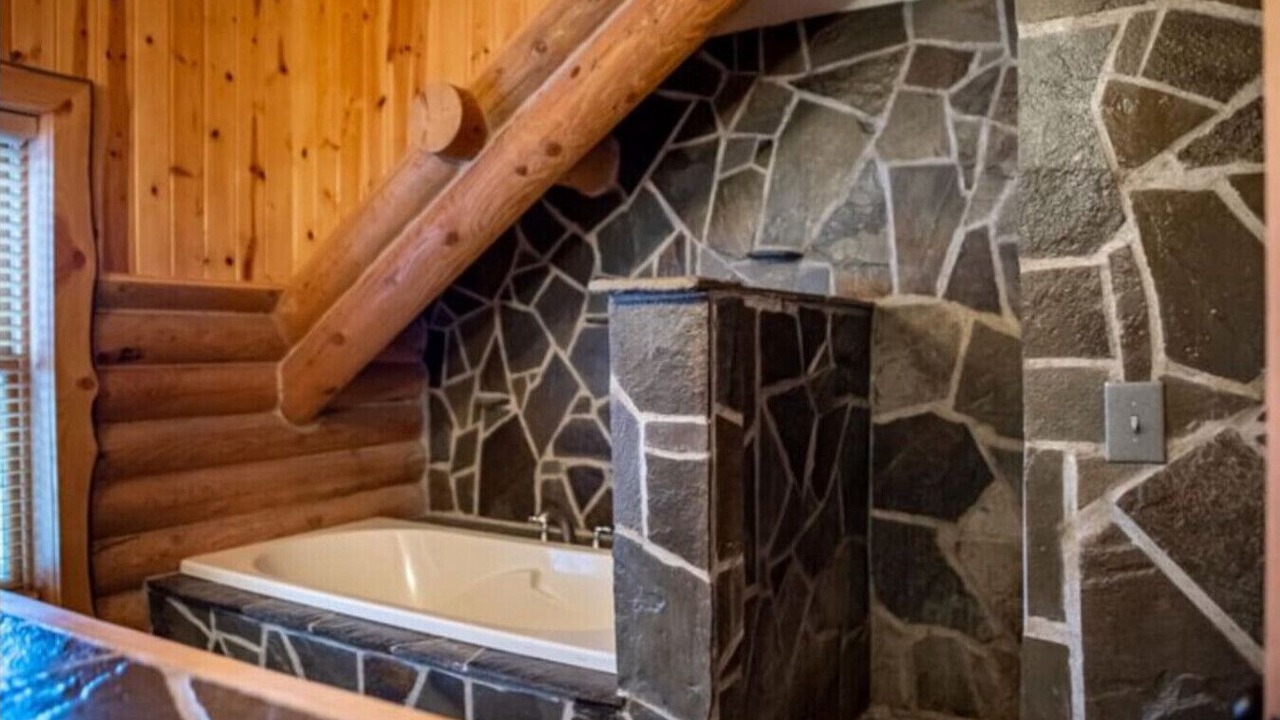Photo of Bathroom in Lakeside