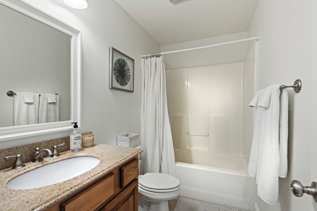 Photo of Bathroom in Shoreline Park