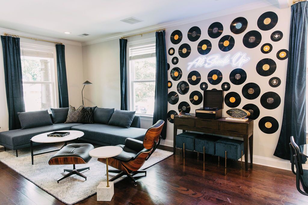 Photo of Livingroom in Crosstown