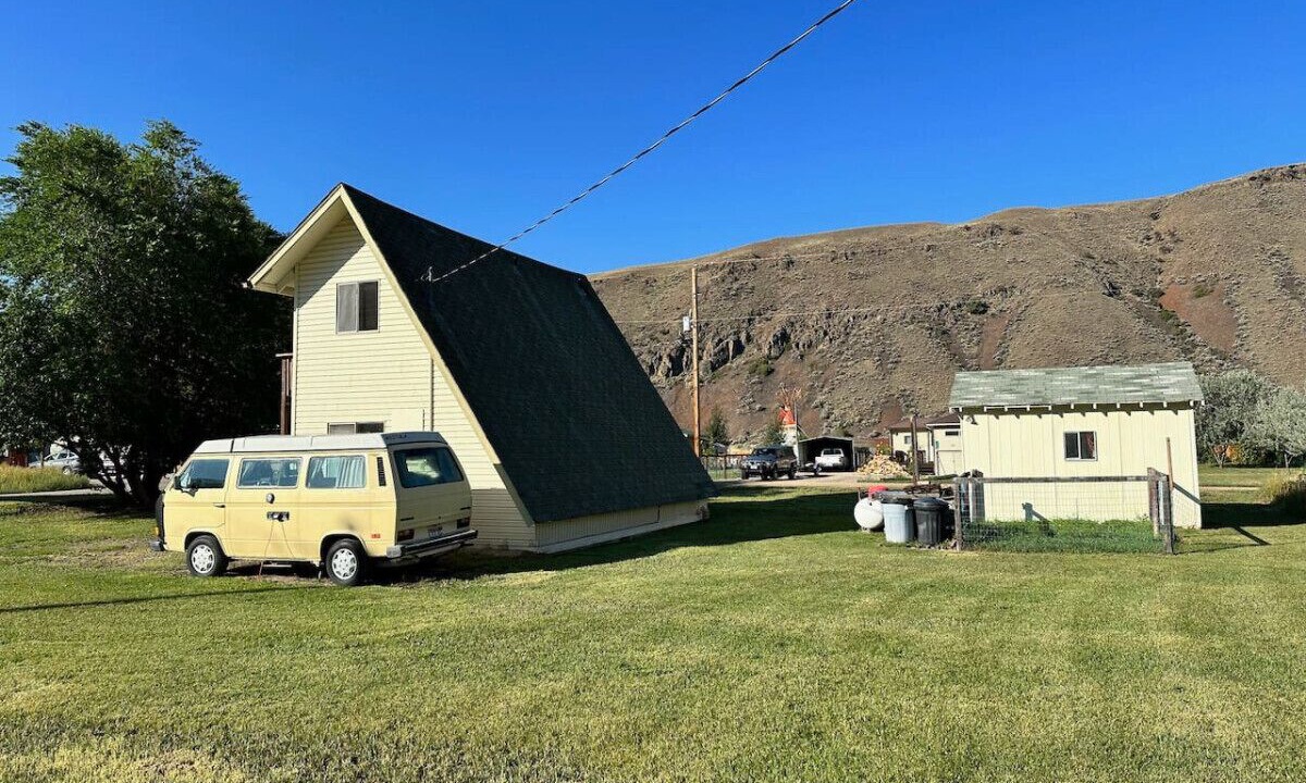 Photo of Outdoor in Salmon