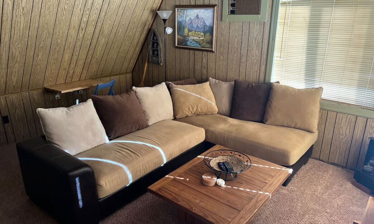 Photo of Livingroom in Salmon