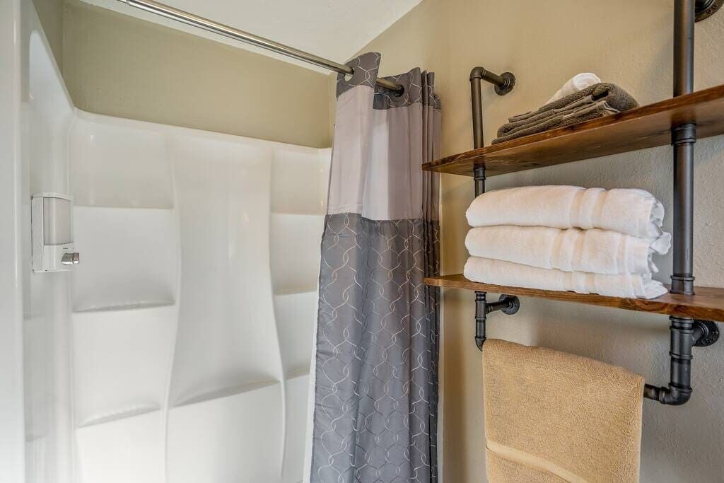 Photo of Bathroom in West Bench