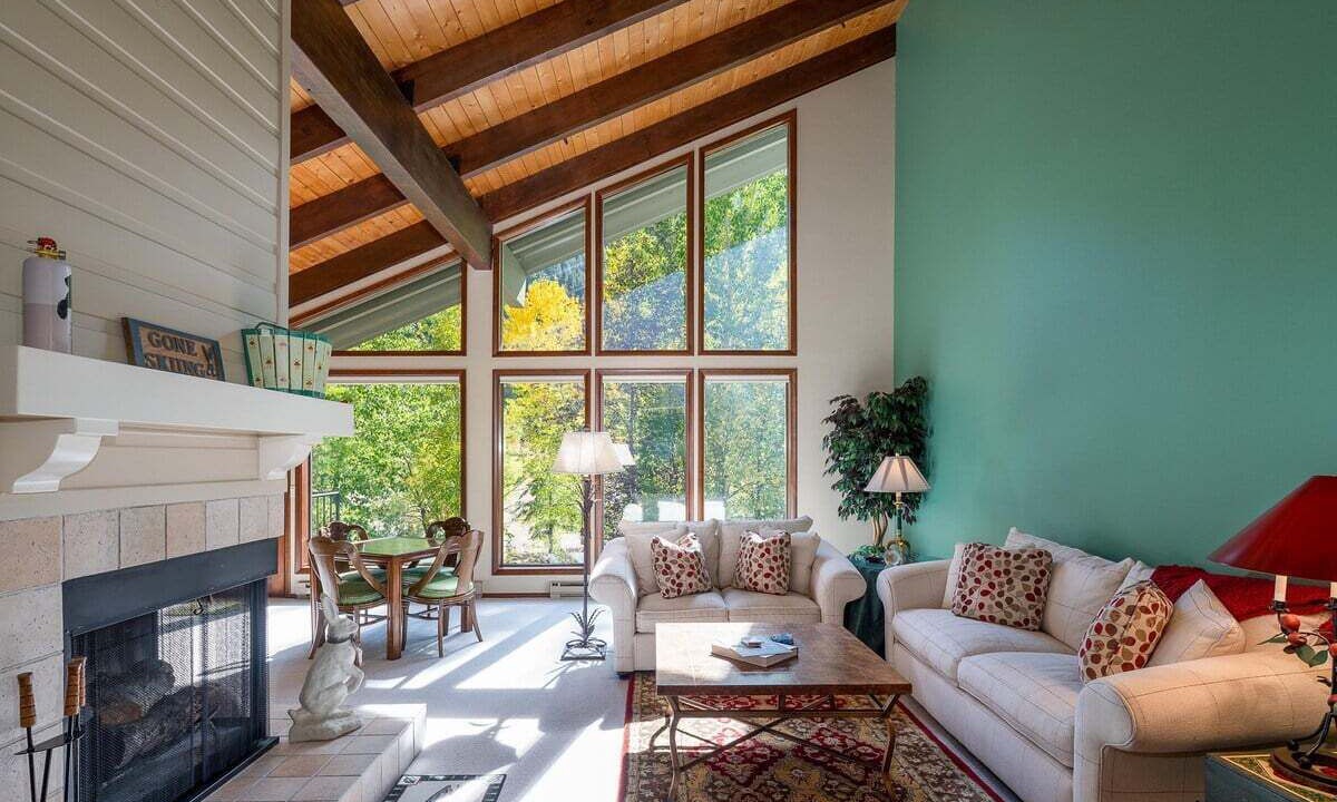 Photo of Bedroom in Warm Springs