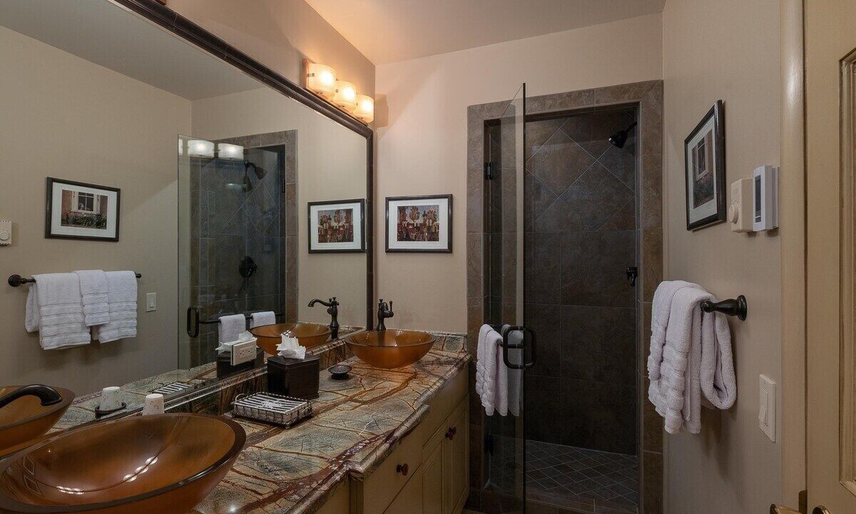 Photo of Bathroom in Warm Springs