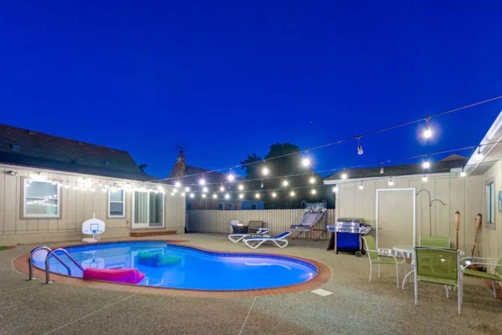 Photo of Outdoor in Royal Oak