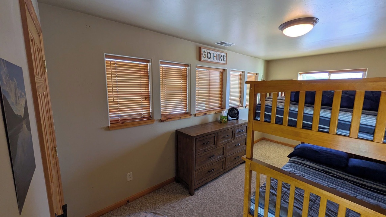Photo of Bedroom in Porcupine Park