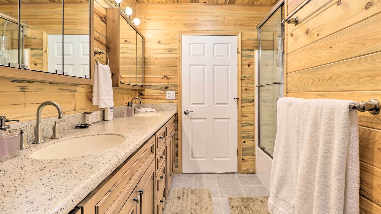 Photo of Bathroom in Olney