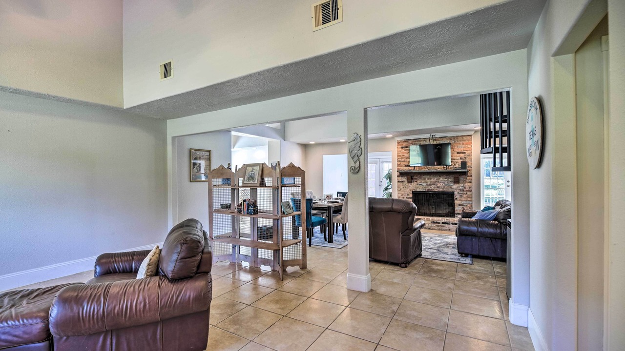 Photo of Livingroom in El Lago