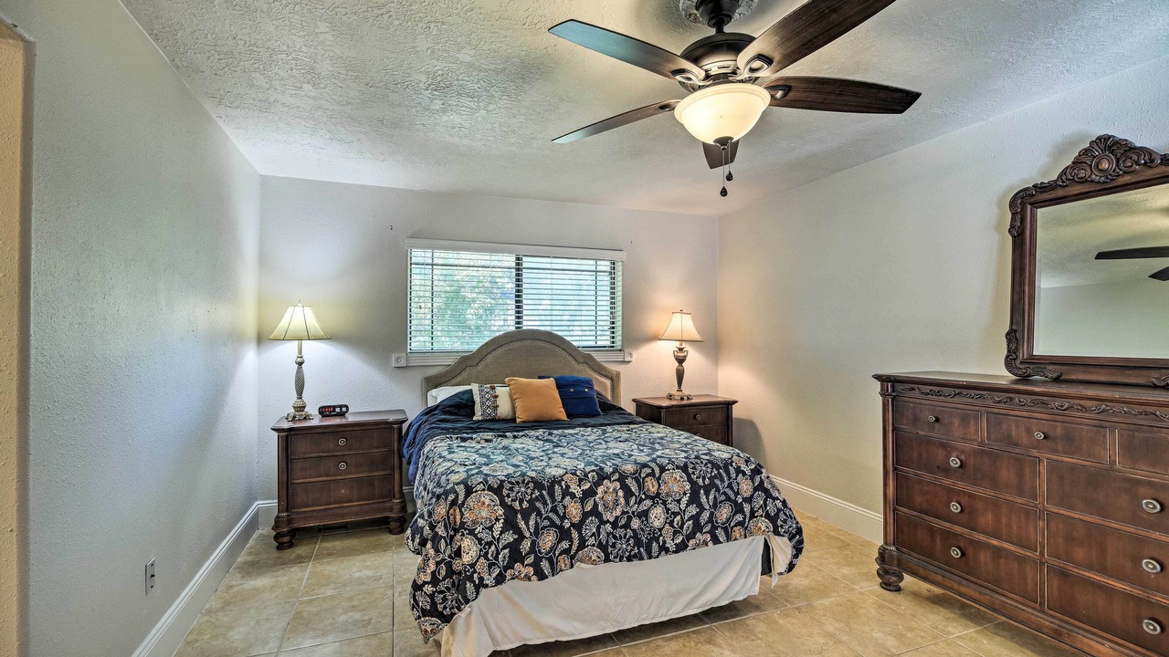 Photo of Bedroom in El Lago
