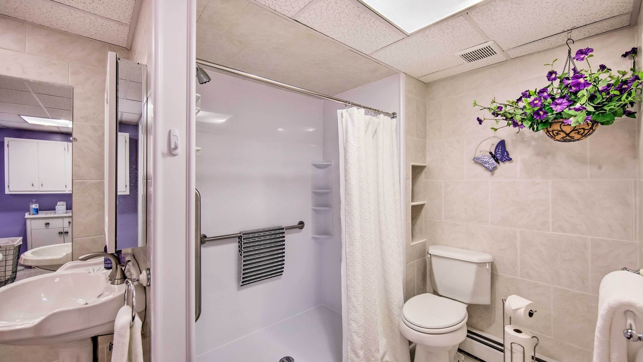 Photo of Bathroom in Moshannon