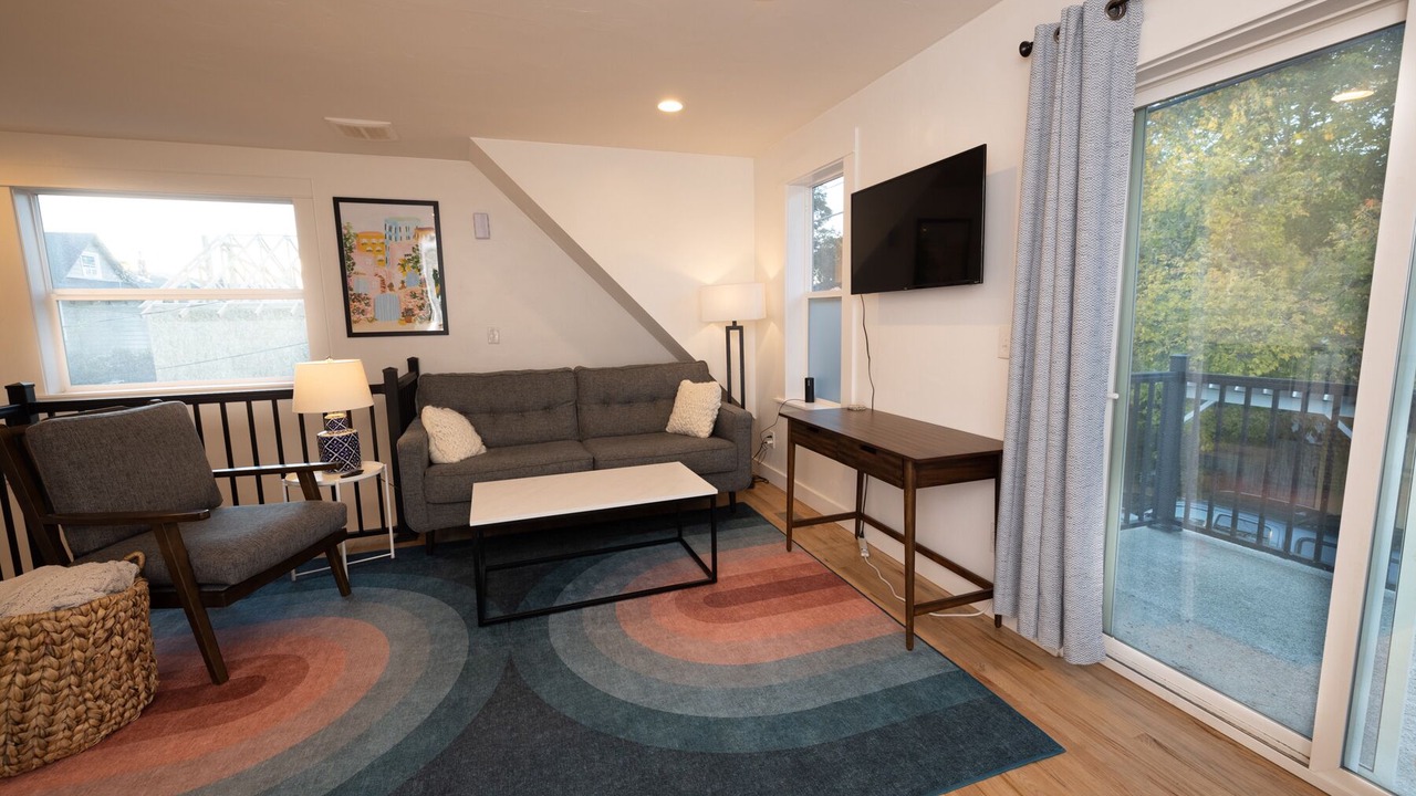 Photo of Livingroom in Riverfront