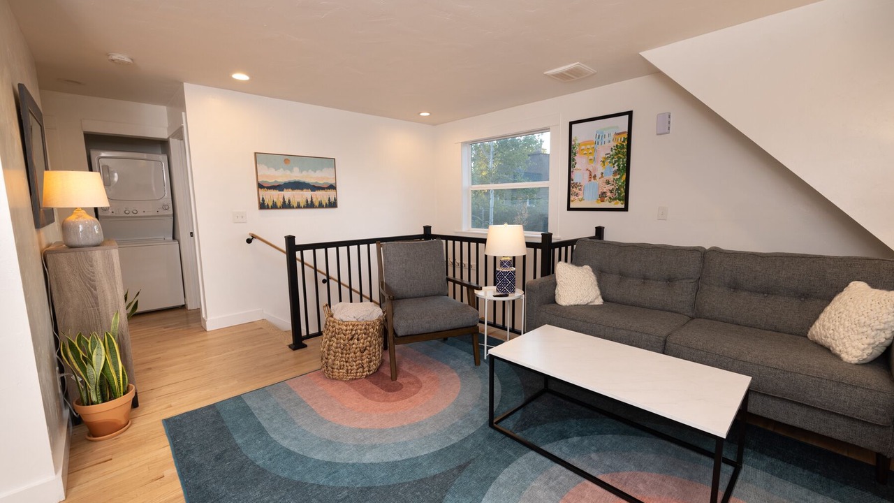 Photo of Livingroom in Riverfront