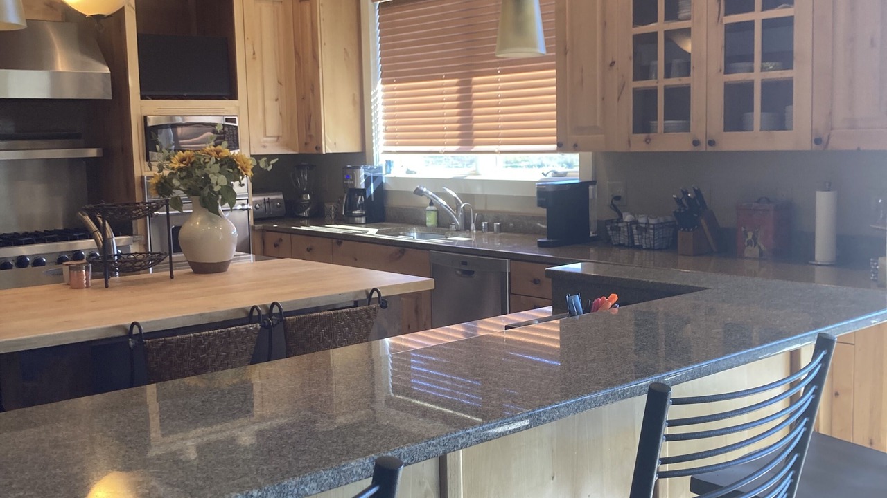 Photo of Kitchen in Gallatin Gateway