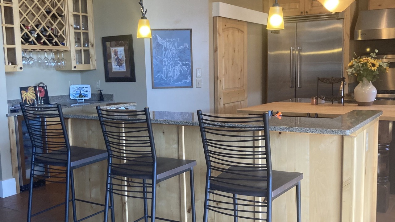 Photo of Kitchen in Gallatin Gateway