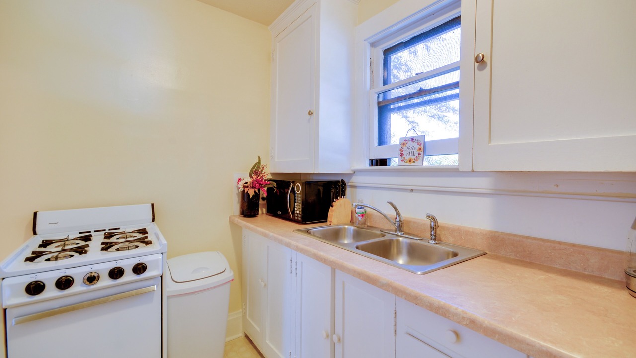 Photo of Kitchen in Central - Terry