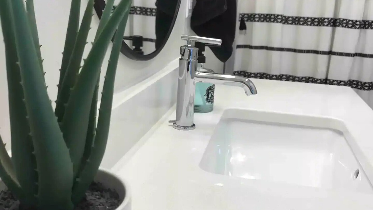Photo of Bathroom in Hurricane