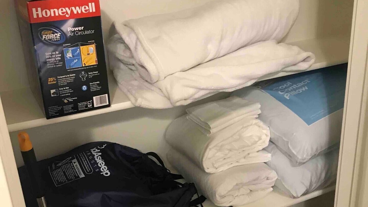 Photo of Bedroom in Hurricane