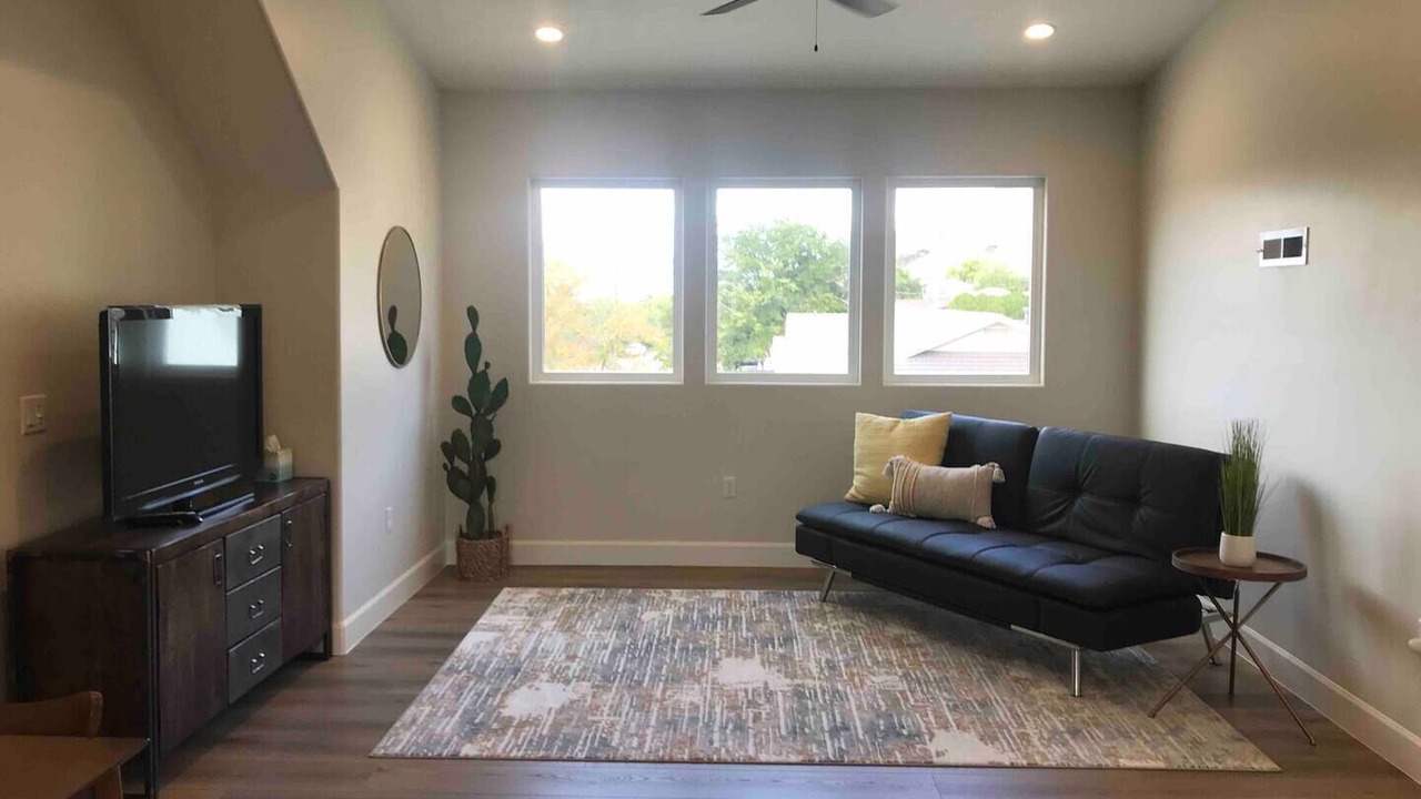 Photo of Livingroom in Hurricane