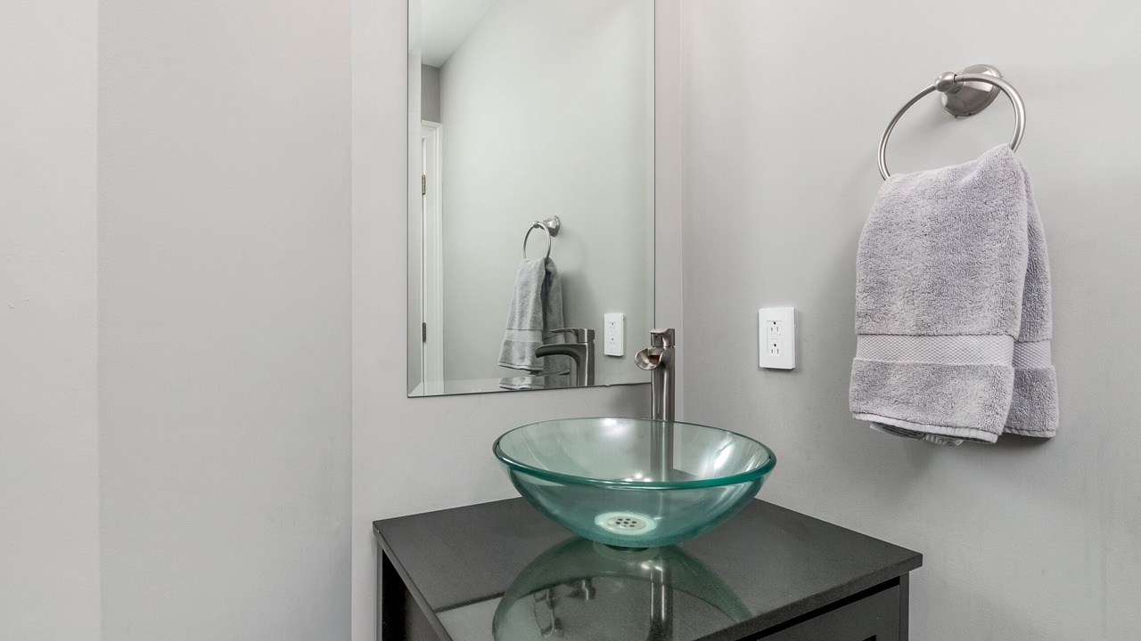 Photo of Bathroom in India Hook