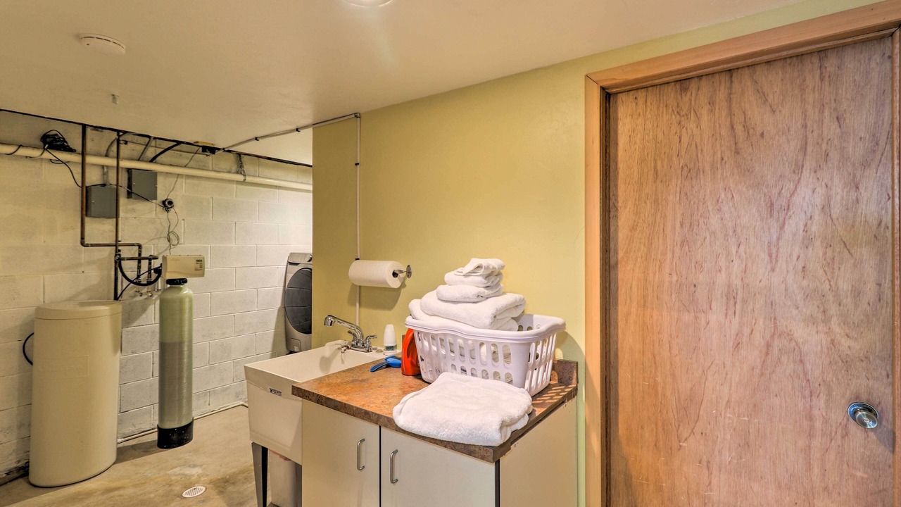Photo of Bedroom in Lakeside