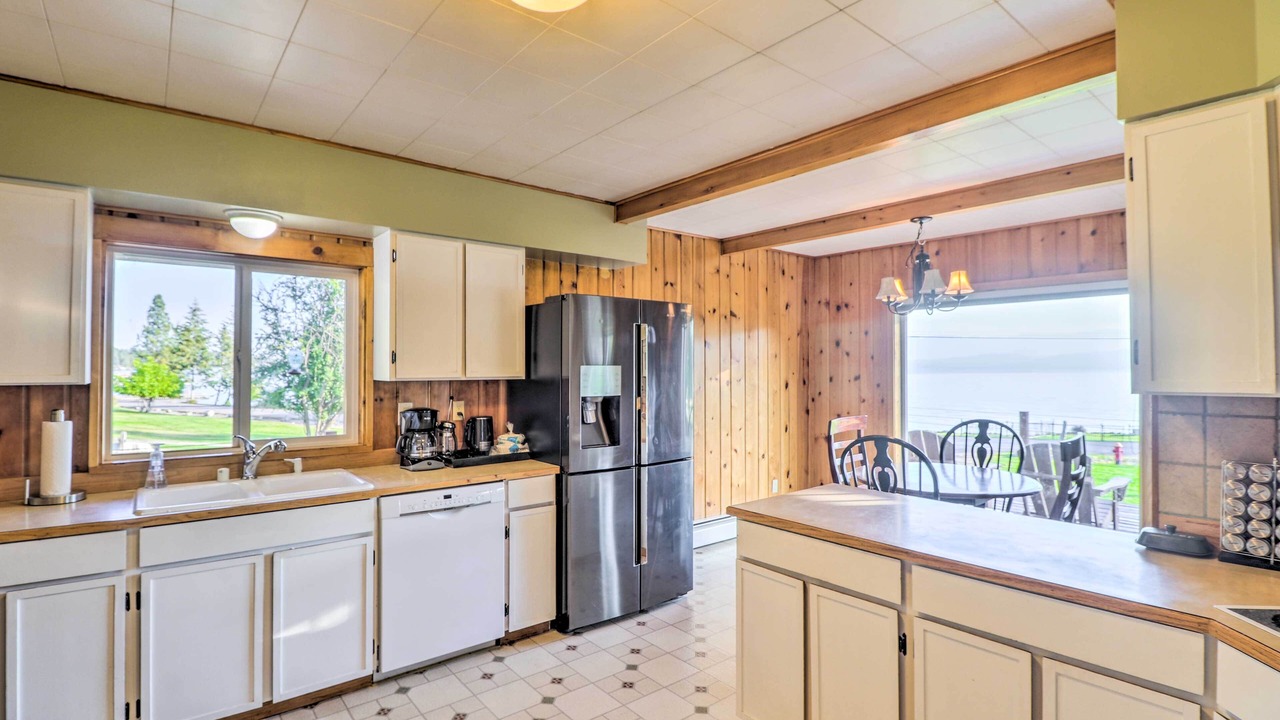 Photo of Kitchen in Lakeside