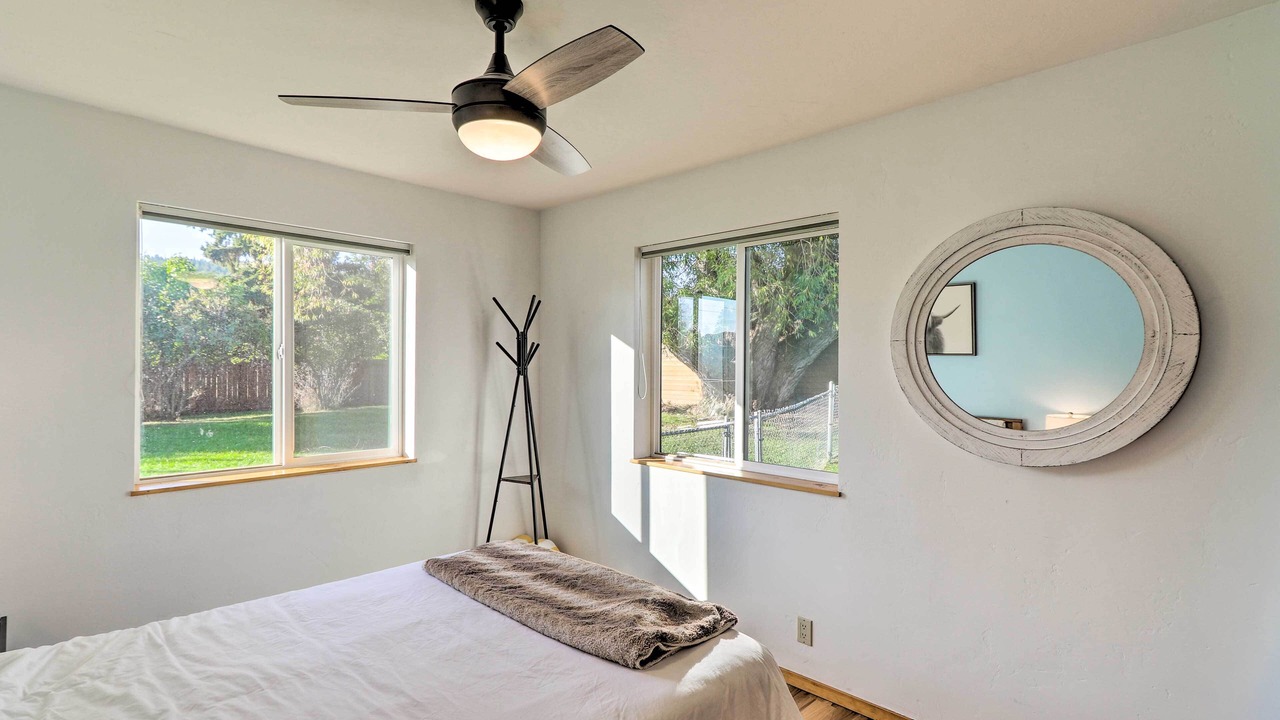 Photo of Bedroom in Lakeside