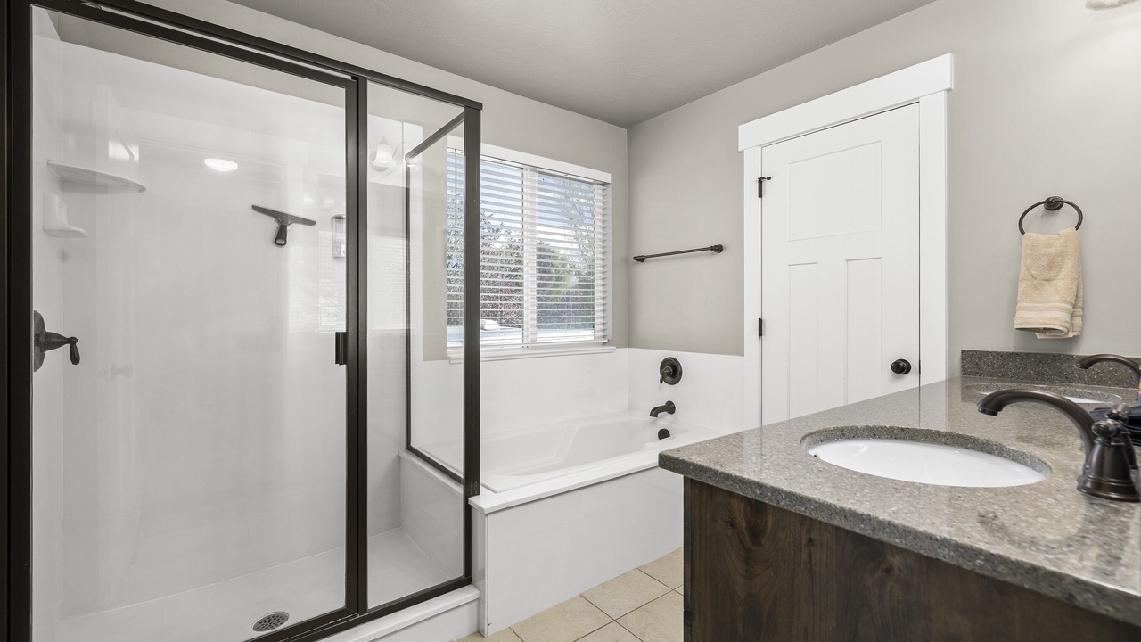 Photo of Bathroom in Sunset Heights