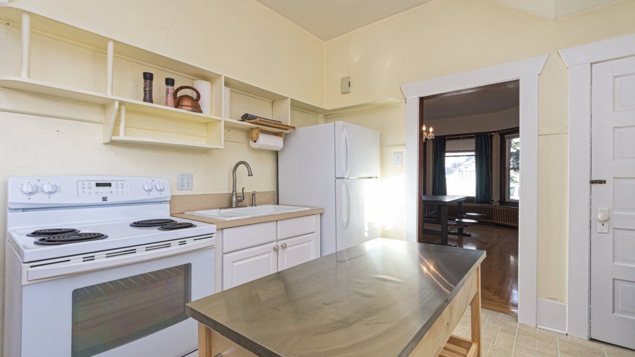 Photo of Kitchen in Riverfront