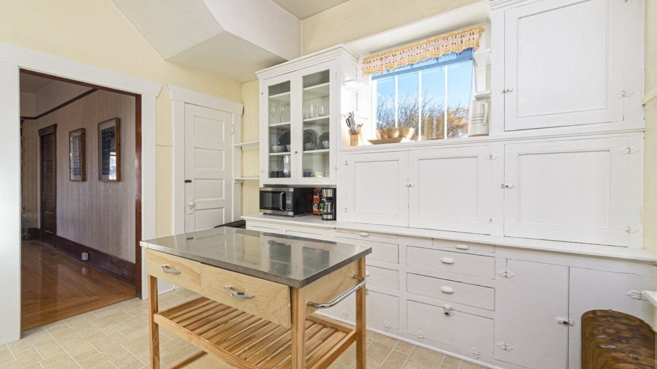 Photo of Kitchen in Riverfront