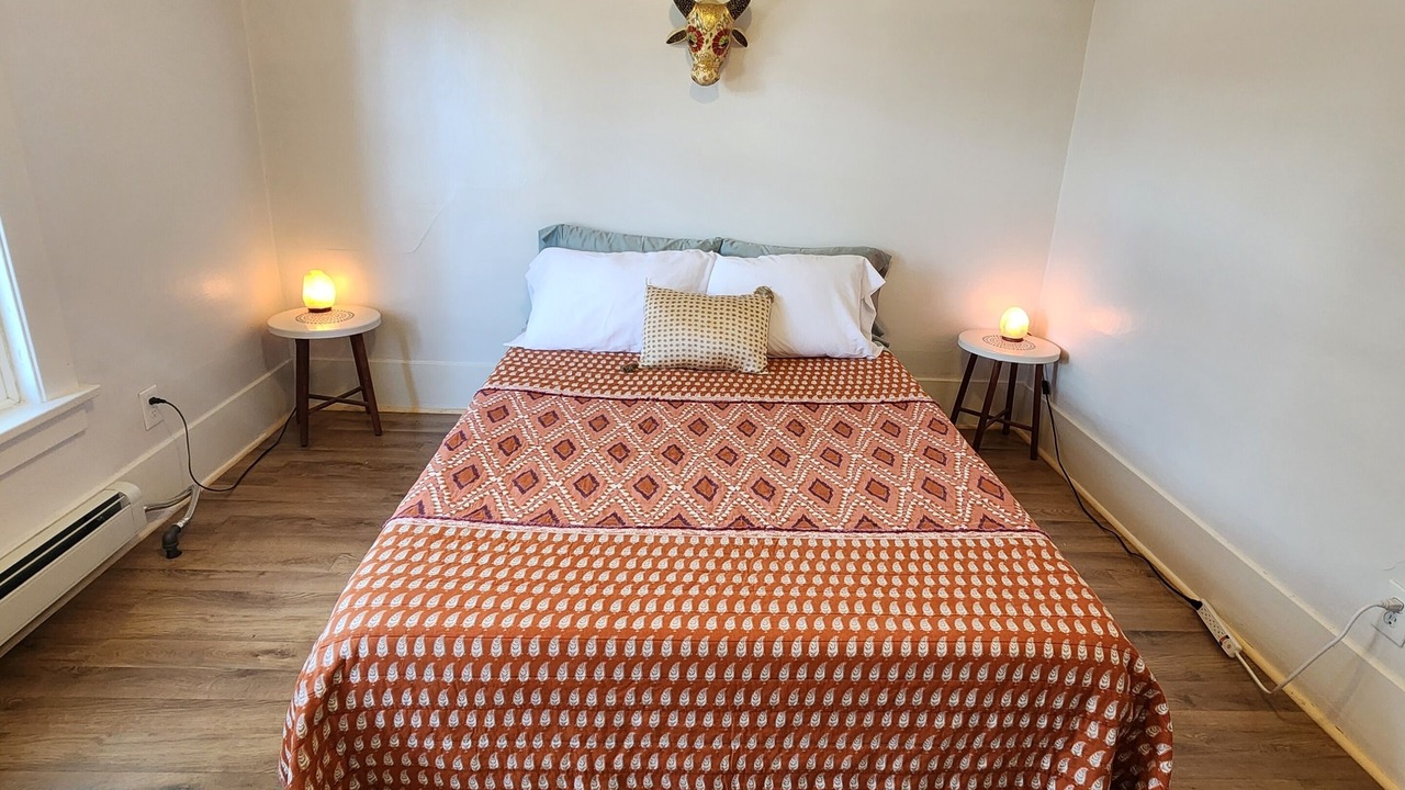 Photo of Bedroom in Riverfront
