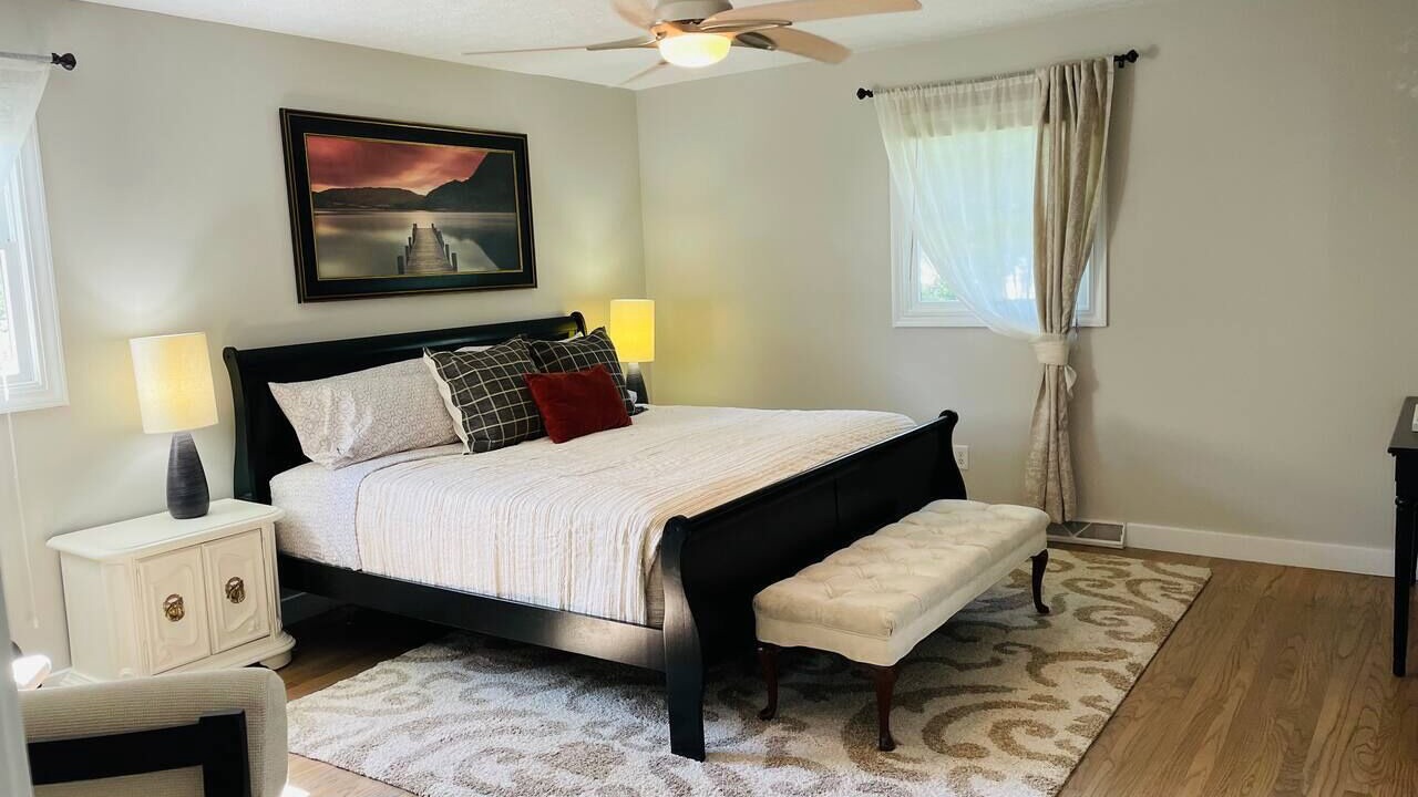Photo of Bedroom in Radcliff