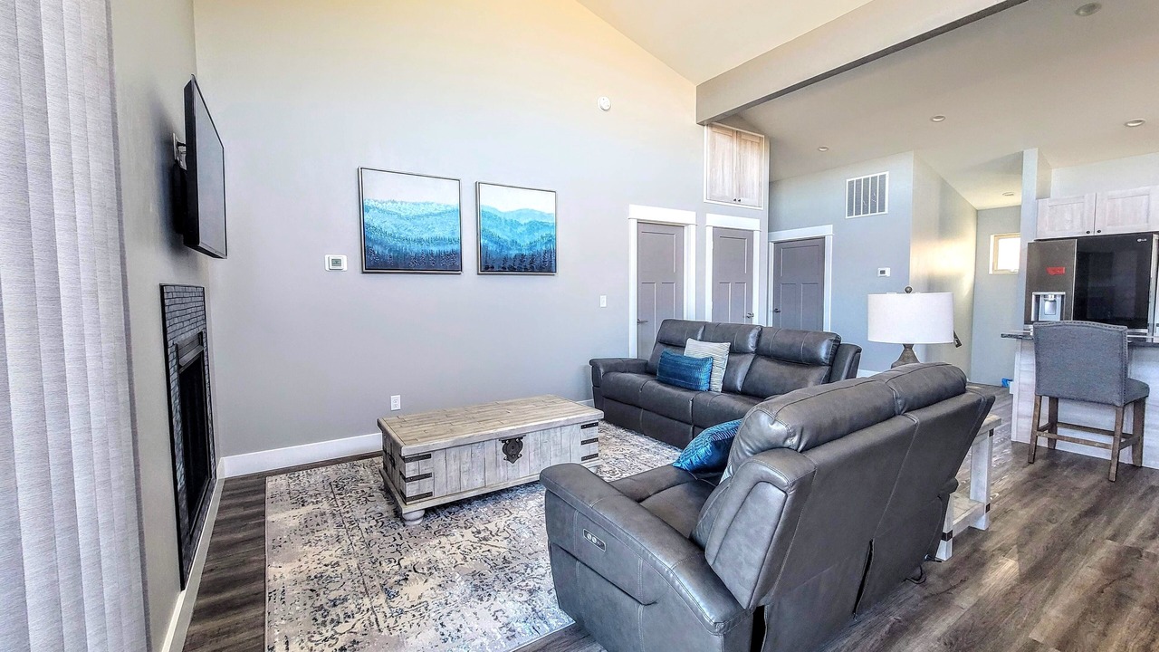 Photo of Livingroom in Wolf Creek
